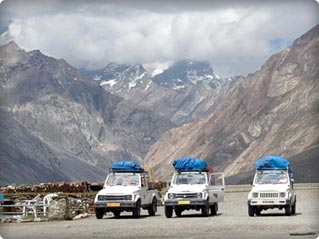 Leh Ladakh Jeep Safari Tour